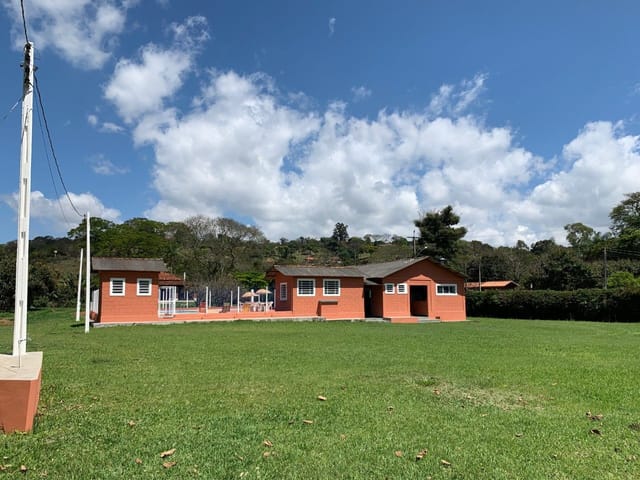 Chácara com 28632m² 7 quartos e 11 banheiros, à venda, no bairro Roseira em Extrema