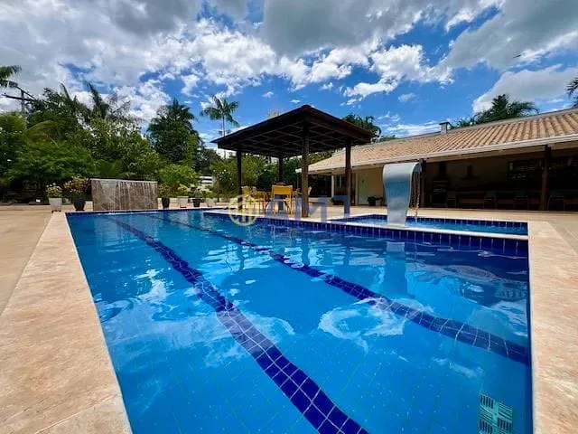Chácara com 5354m² 8 quartos e 10 banheiros, à venda ou para alugar, no bairro Countryville em Hidrolândia