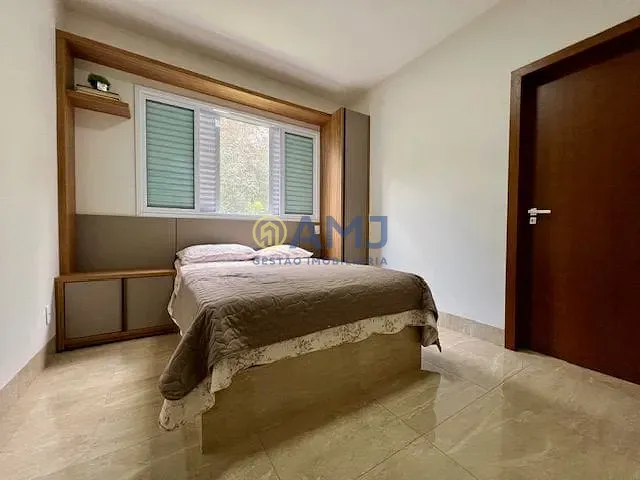 Sítio, 8 quartos, 5353 m² - Foto 20