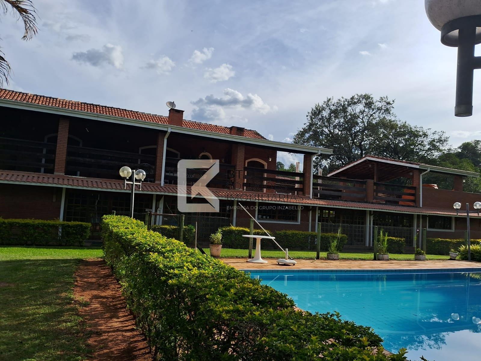 Chácara, 3 quartos, 8000 m² - Foto 1