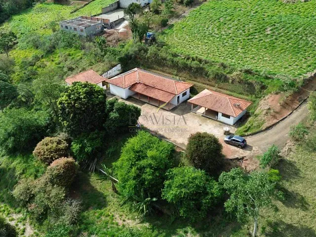 Chácara 3 quartos e 3 banheiros, para alugar, no bairro Boa Vista em Piracaia
