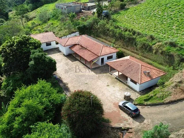 Chácara 3 quartos e 3 banheiros, para alugar, no bairro Boa Vista em Piracaia