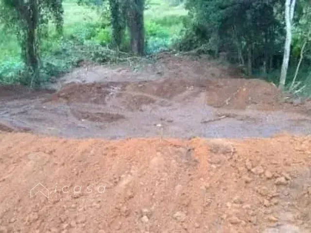 Chácara com 2000m² 1 quarto e 1 banheiro, à venda, no bairro Sapé 1 em Caçapava