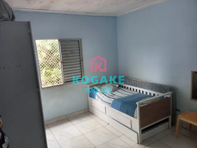Chácara com 747m² 4 quartos e 2 banheiros, à venda, no bairro Jardim Santa Hermínia em São José dos Campos