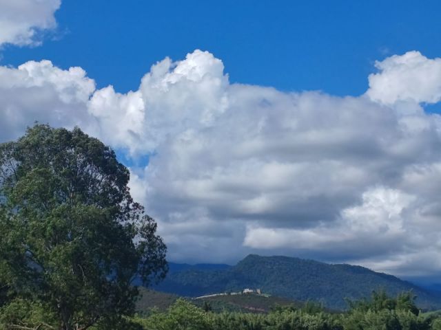 Chácara com 2000m², à venda, no bairro Bom Sucesso em Pindamonhangaba