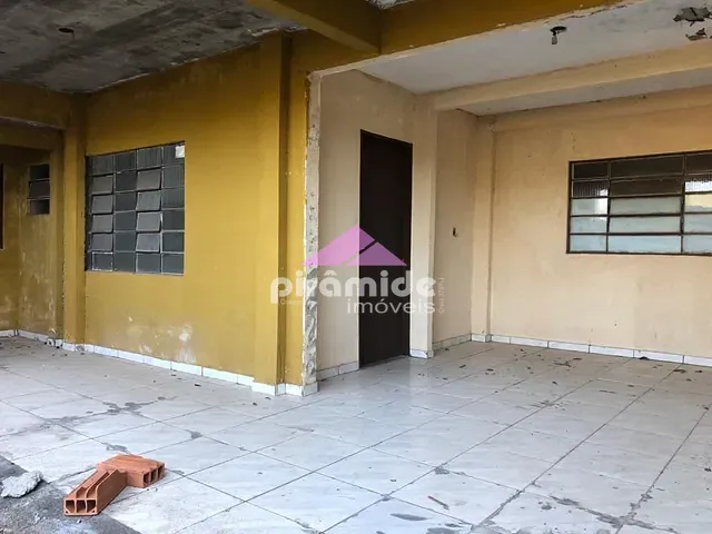 Chácara com 700m² 4 quartos e 4 banheiros, à venda, no bairro Chácaras Pousada do Vale em São José dos Campos