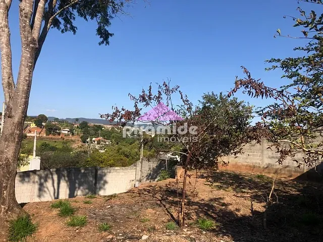 Chácara com 700m² 4 quartos e 4 banheiros, à venda, no bairro Chácaras Pousada do Vale em São José dos Campos