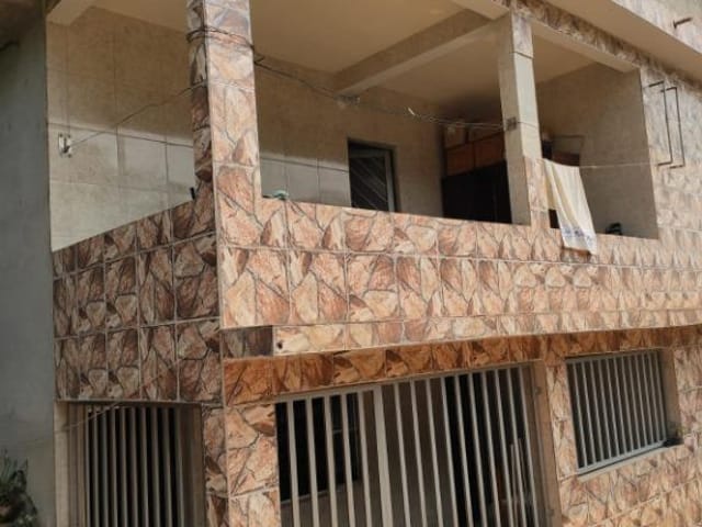 Chácara com 2000m² 2 quartos e 2 banheiros, à venda, no bairro Jardim Diva (Fazendinha) em Santana de Parnaíba
