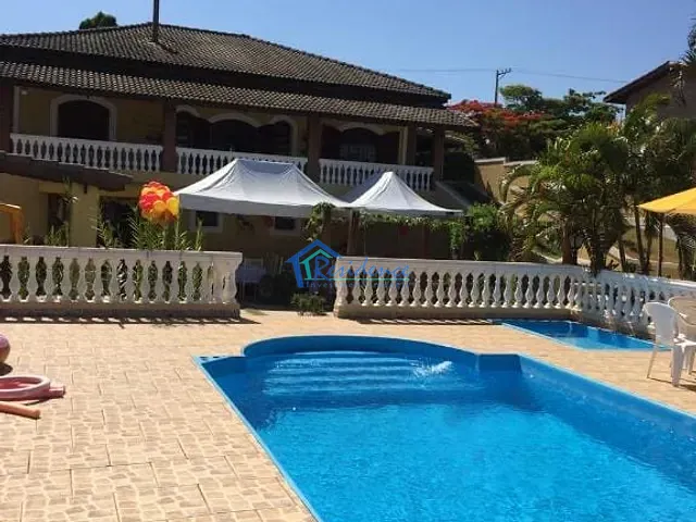 Chácara com 660m² 4 quartos e 2 banheiros, à venda, no bairro Parque dos Cafezais VI em Itupeva