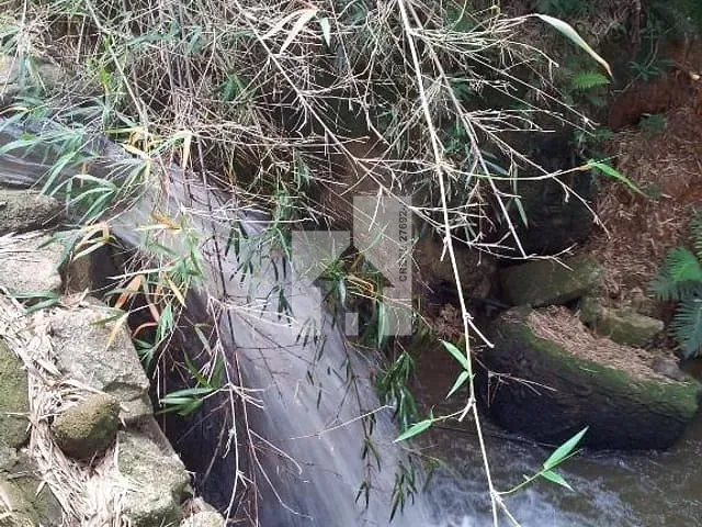 Chácara com 24200m² 3 quartos e 3 banheiros, à venda, no bairro Mombuca em Itatiba