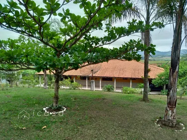 Chácara com 3000m² 4 quartos e 5 banheiros, à venda, no bairro Recanto do Sol em Caçapava