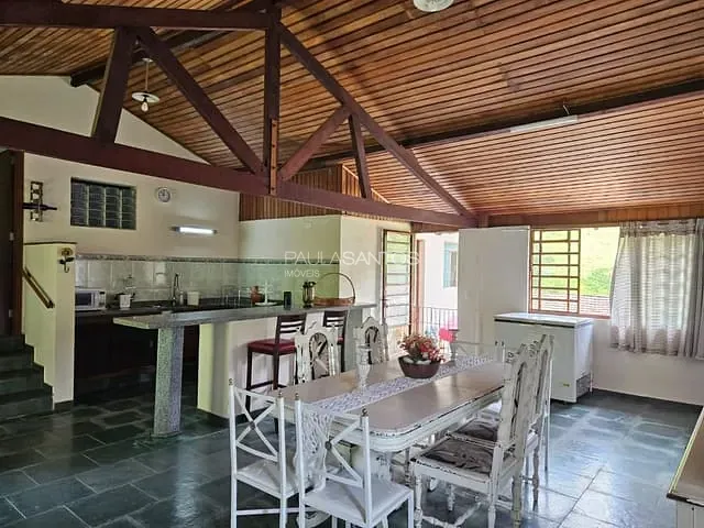 Chácara com 1000m² 6 quartos e 2 banheiros, à venda, no bairro Centro (São João Novo) em São Roque