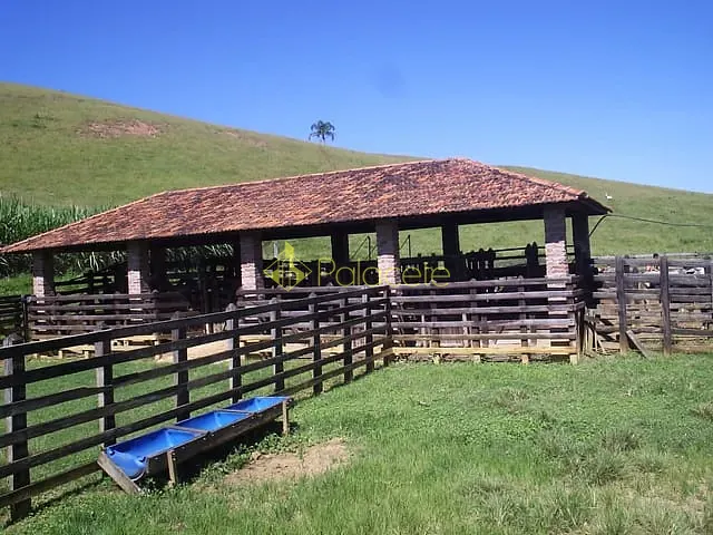 Chácara com 2556m², à venda, no bairro Área Rural de Lorena em Lorena