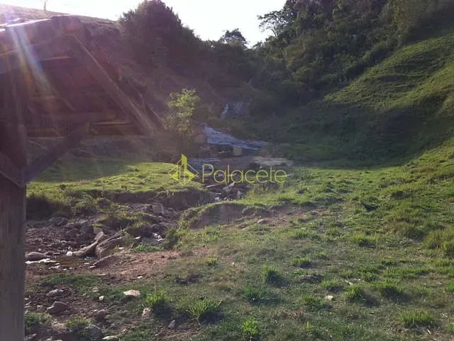 Chácara com 2556m², à venda, no bairro Área Rural de Lorena em Lorena