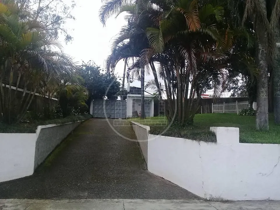 Sítio, 2 quartos, 1000 m² - Foto 6