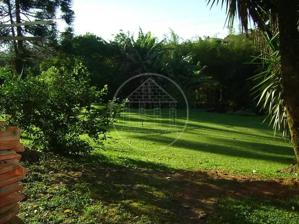 Sítio, 2 quartos, 1000 m² - Foto 8