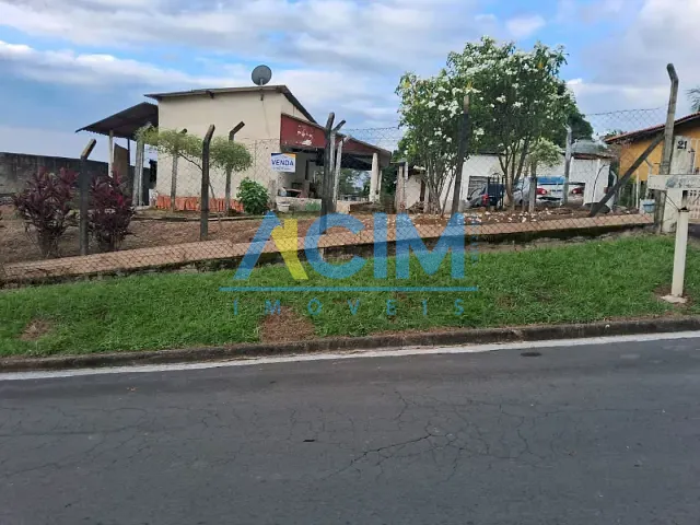 Chácara com 1008m² 3 quartos e 3 banheiros, à venda, no bairro Colina do Castelo em Jaguariúna