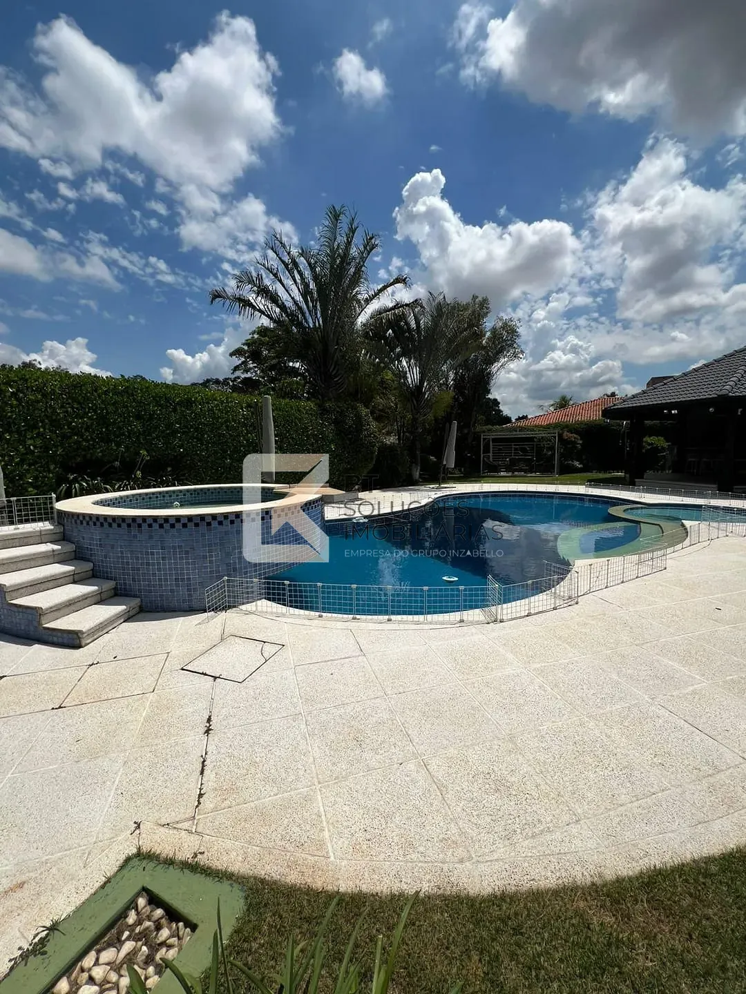 Chácara, 4 quartos, 2000 m² - Foto 1