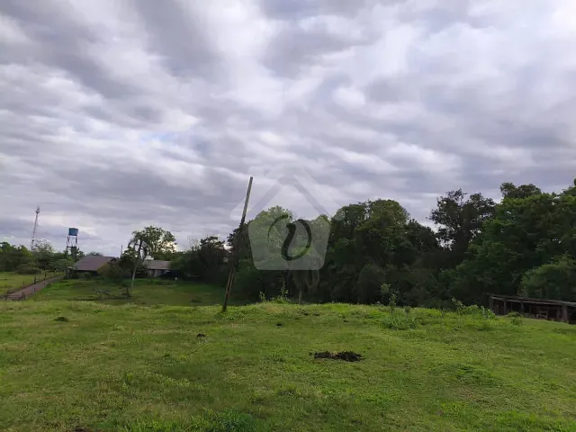 Chácara com 815m², à venda, no bairro Interior em Teutônia