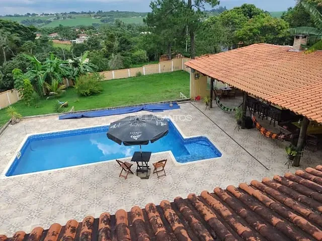 Chácara com 1428m² 4 quartos e 3 banheiros, à venda, no bairro Portal do Pirapora em Salto de Pirapora