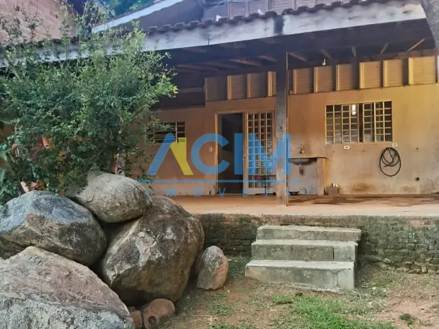 Chácara com 500m² 2 quartos e 1 banheiro, à venda, no bairro Parque Residencial Floresta em Jaguariúna