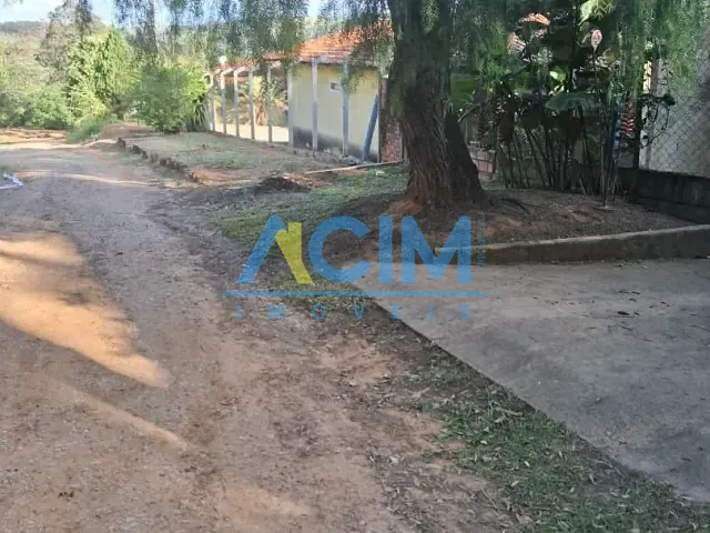 Chácara com 500m² 2 quartos e 1 banheiro, à venda, no bairro Parque Residencial Floresta em Jaguariúna
