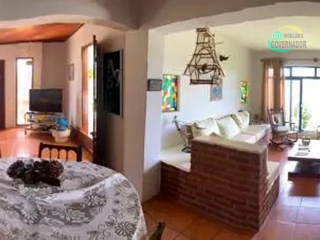 Chácara com 8000m² 6 quartos e 3 banheiros, à venda, no bairro Área Rural de Avaré em Avaré