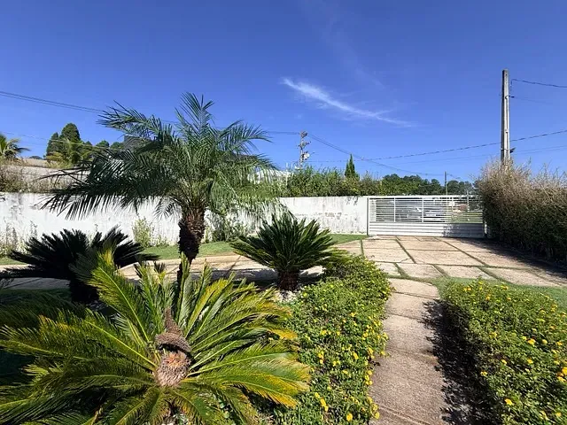 Chácara com 1000m² 3 quartos e 5 banheiros, à venda, no bairro Éden em Sorocaba