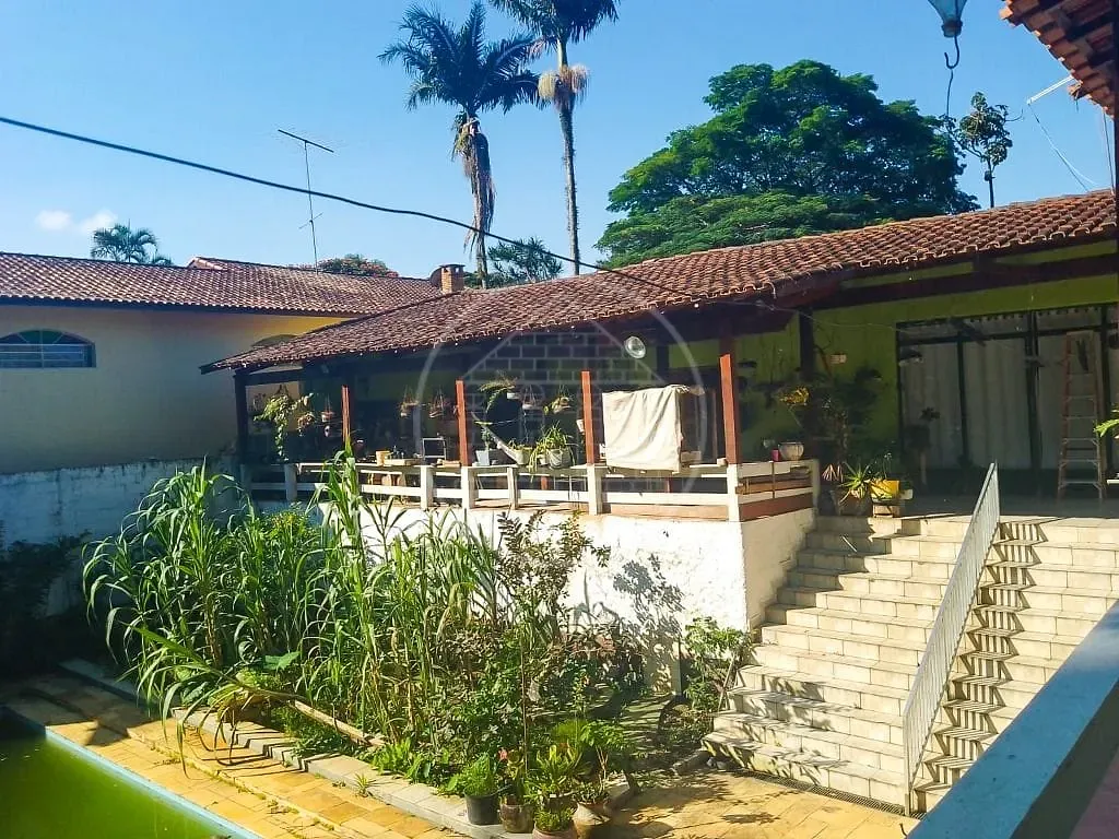 Sítio, 5 quartos, 1500 m² - Foto 4