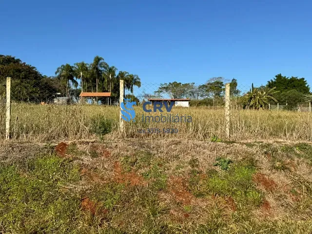 Chácara com 5000m², à venda, no bairro Novo Aeroporto em Londrina