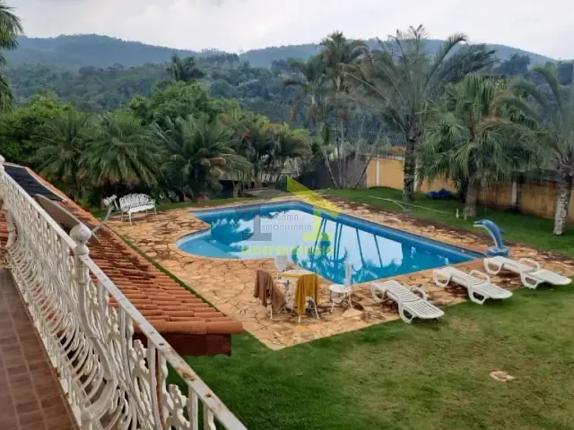 Chácara com 1900m² 3 quartos e 5 banheiros, à venda, no bairro Recanto dos Pássaros em Itatiba