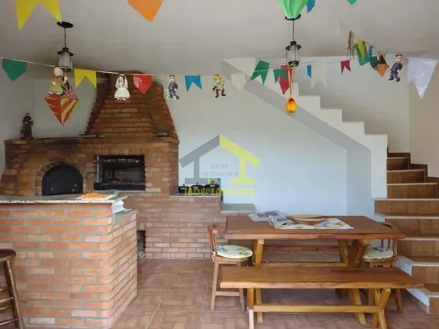 Chácara com 1900m² 3 quartos e 5 banheiros, à venda, no bairro Recanto dos Pássaros em Itatiba