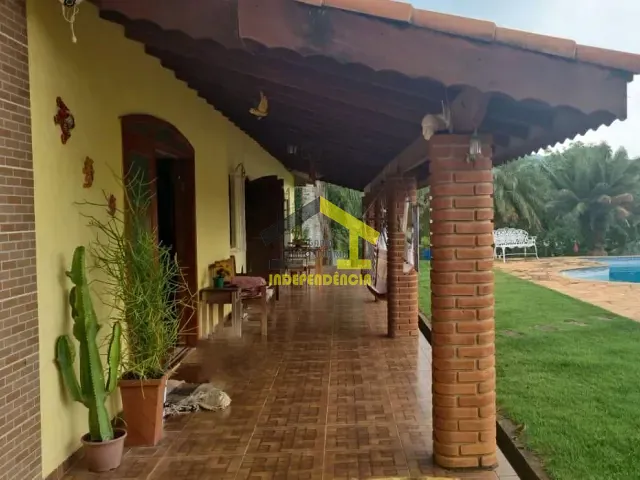 Chácara com 1900m² 3 quartos e 5 banheiros, à venda, no bairro Recanto dos Pássaros em Itatiba