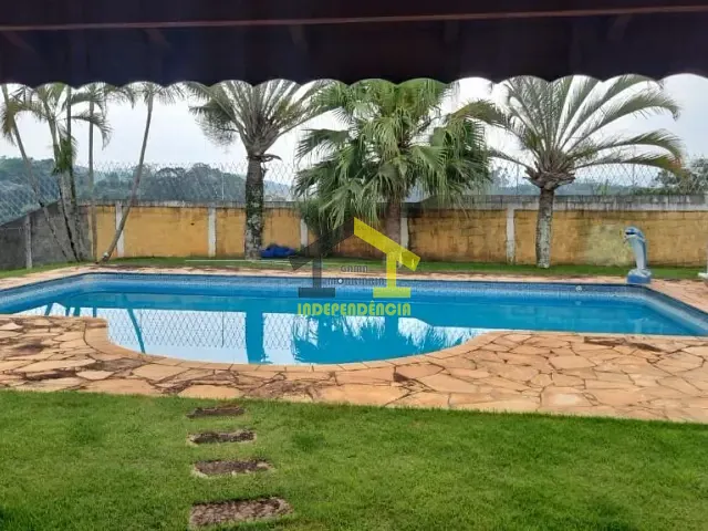 Chácara com 1900m² 3 quartos e 5 banheiros, à venda, no bairro Recanto dos Pássaros em Itatiba