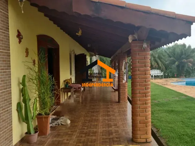 Chácara com 1900m² 3 quartos e 5 banheiros, à venda, no bairro Recanto dos Pássaros em Itatiba