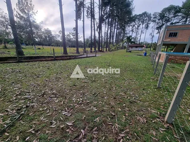 Chácara com 2000m² 2 quartos e 2 banheiros, à venda, no bairro Piriquitos em Ponta Grossa