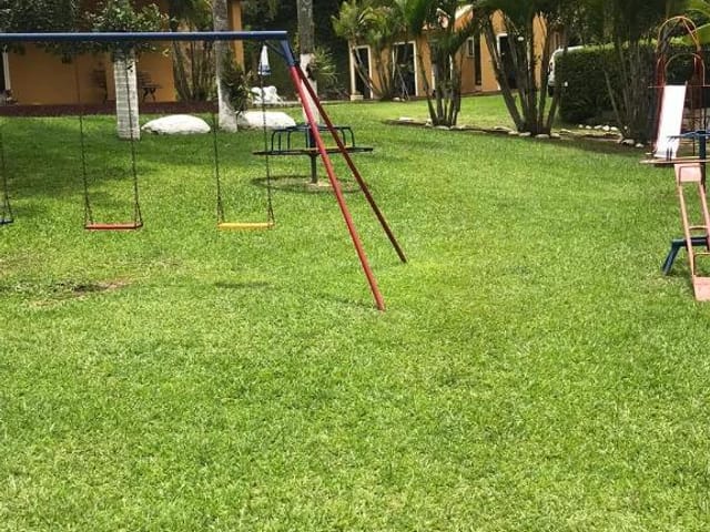 Chácara com 1680m² 4 quartos e 3 banheiros, à venda, no bairro Caputera em Arujá
