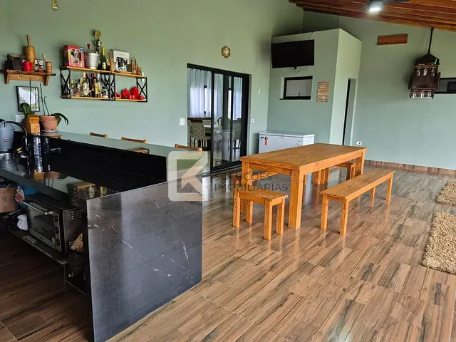Chácara com 1044m² 3 quartos e 2 banheiros, à venda, no bairro Terras de Santa Izabel em Salto