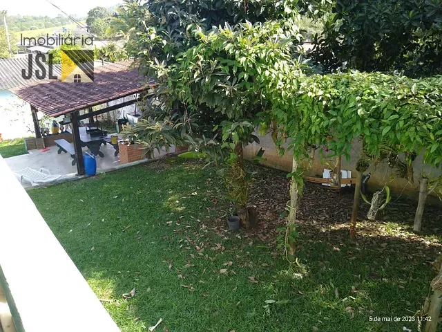 Chácara com 2000m² 4 quartos e 2 banheiros, à venda, no bairro Chácara Ipês em Caçapava