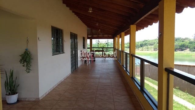 Sítio, 2 quartos, 2000 m² - Foto 2