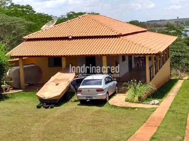Chácara com 2000m², à venda, no bairro Centro em Alvorada Do Sul