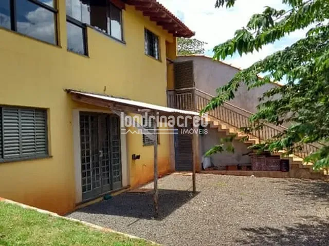 Chácara com 2000m², à venda, no bairro Centro em Alvorada Do Sul