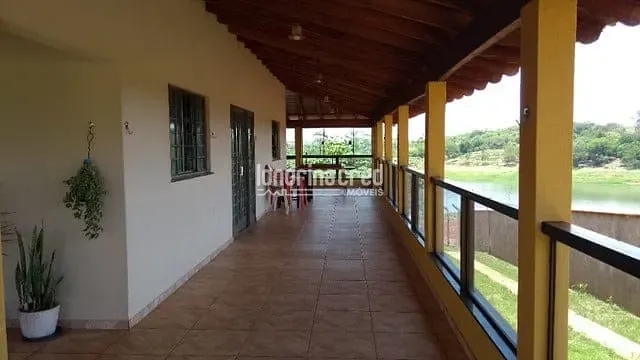 Sítio, 2 quartos, 2000 m² - Foto 2