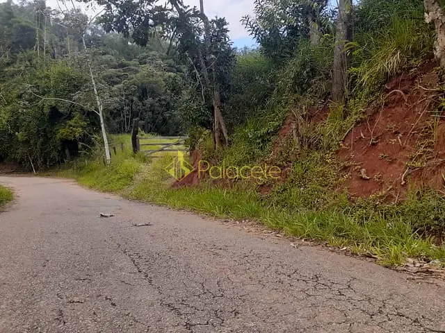 Chácara com 270000m², à venda, no bairro Pouso Frio em Taubaté
