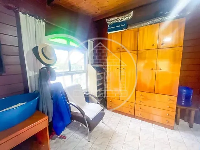 Chácara com 2500m² 3 quartos e 1 banheiro, à venda, no bairro Parque do Terceiro Lago em São Paulo