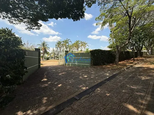 Chácara com 5000m² 5 quartos e 3 banheiros, à venda, no bairro Lagos de Shanadu em Indaiatuba