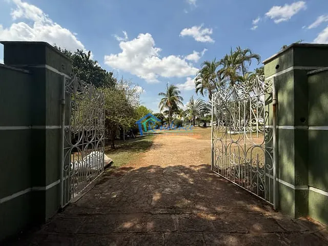 Chácara com 5000m² 5 quartos e 3 banheiros, à venda, no bairro Lagos de Shanadu em Indaiatuba