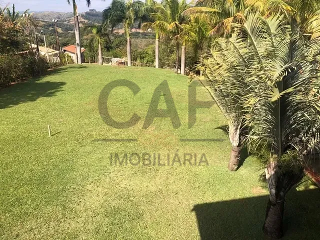 Chácara com 2000m² 4 quartos e 5 banheiros, à venda, no bairro Chácara Santo Antonio em Jaguariúna