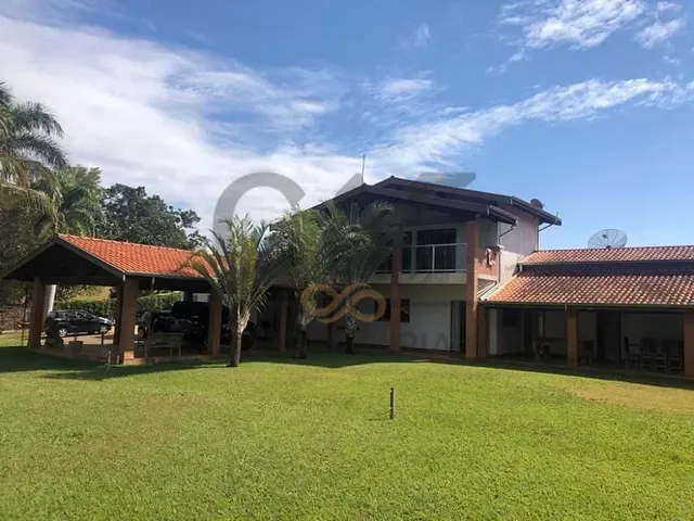 Chácara com 2000m² 4 quartos e 5 banheiros, à venda, no bairro Chácara Santo Antonio em Jaguariúna