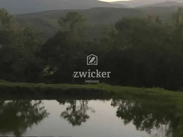 Chácara com 20000m² 1 quarto e 1 banheiro, à venda, no bairro Área Rural de Anhembi em Anhembi